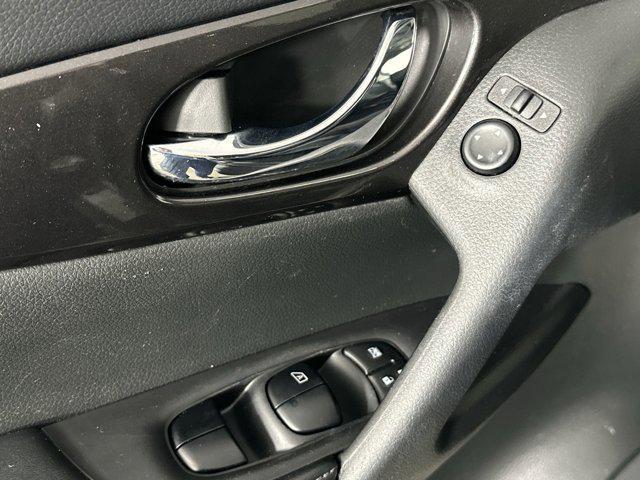 used 2019 Nissan Rogue car, priced at $13,997