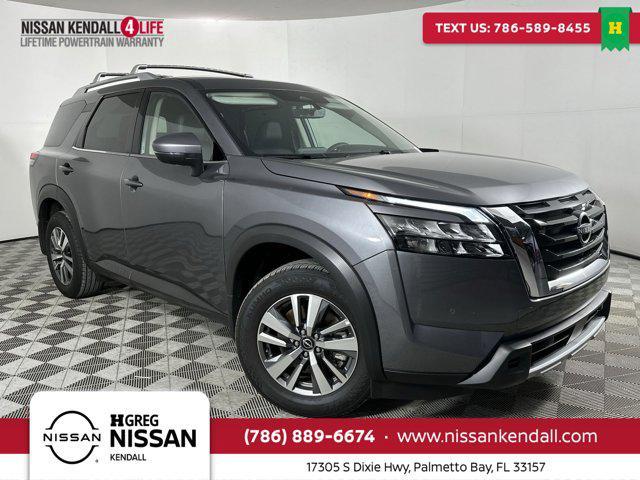 new 2025 Nissan Pathfinder car, priced at $42,021