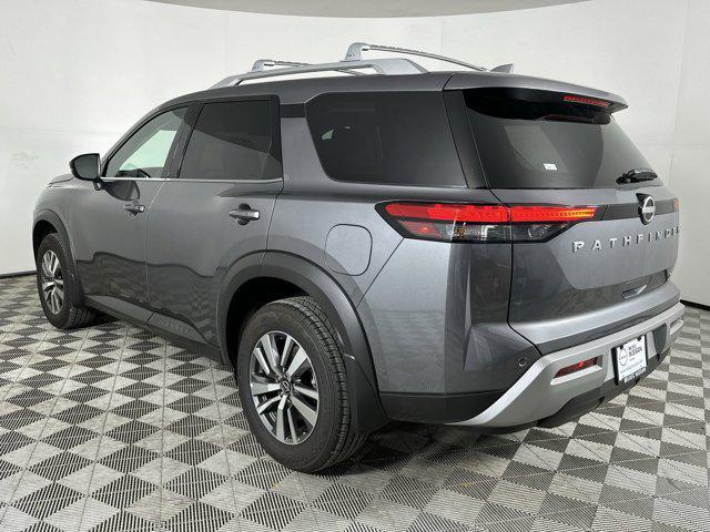 new 2025 Nissan Pathfinder car, priced at $42,021