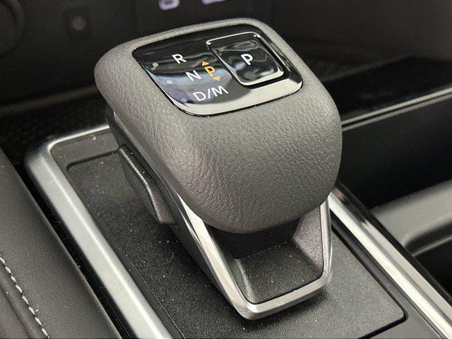 new 2025 Nissan Pathfinder car, priced at $42,021