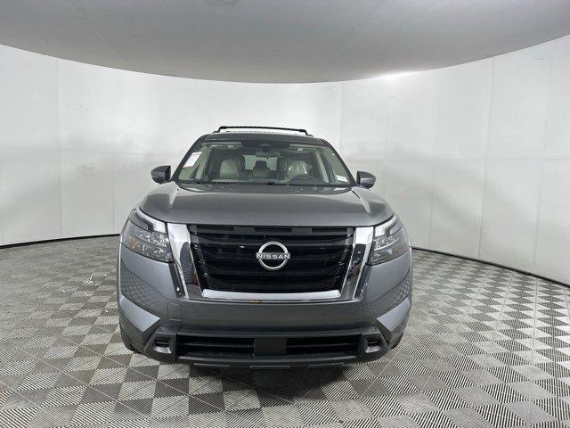 new 2025 Nissan Pathfinder car, priced at $39,405