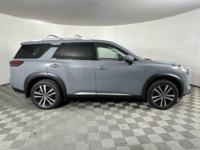 new 2025 Nissan Pathfinder car, priced at $51,265