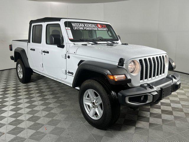 used 2023 Jeep Gladiator car, priced at $24,366