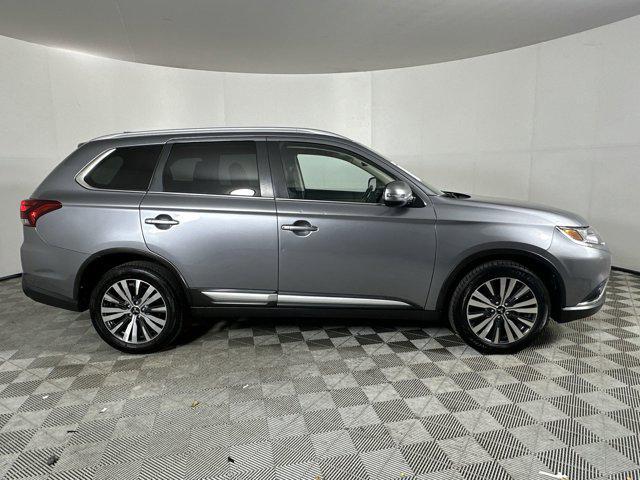 used 2020 Mitsubishi Outlander car, priced at $13,998