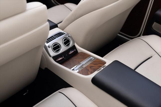 used 2018 Rolls-Royce Dawn car, priced at $217,216