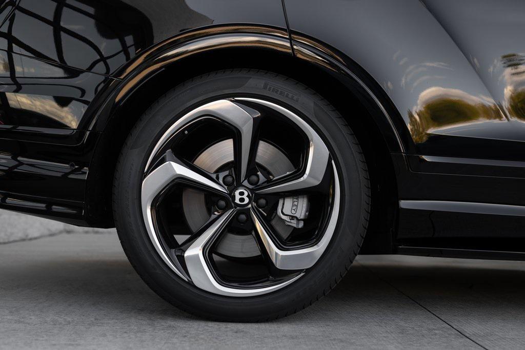 used 2025 Bentley Bentayga car, priced at $263,582