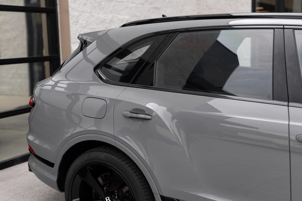 used 2023 Bentley Bentayga car, priced at $165,037