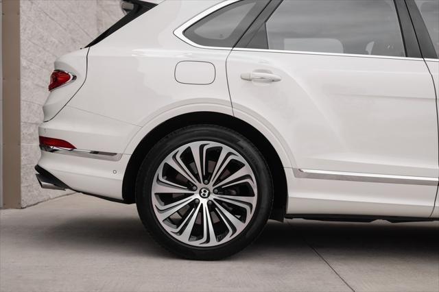 used 2022 Bentley Bentayga car, priced at $152,248