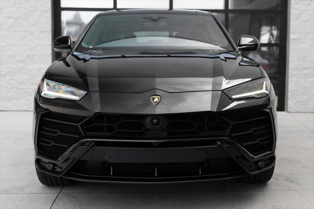 used 2022 Lamborghini Urus car, priced at $242,334