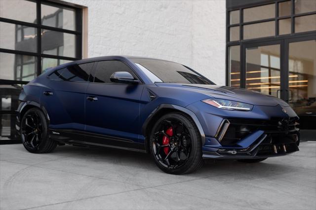 used 2024 Lamborghini Urus car