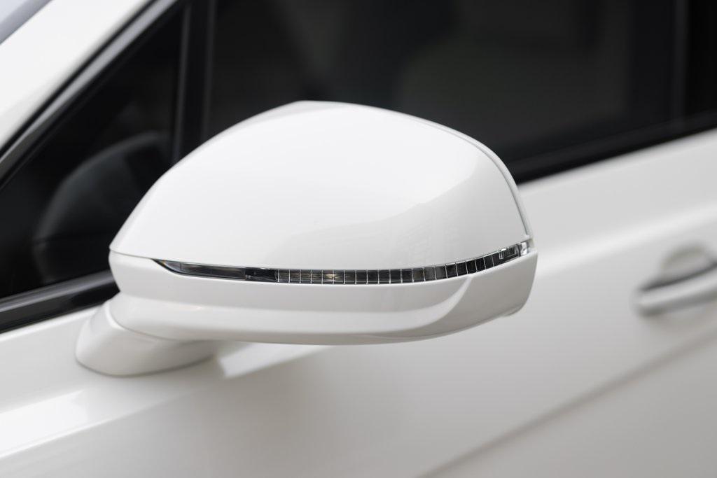 used 2023 Bentley Bentayga car, priced at $249,900