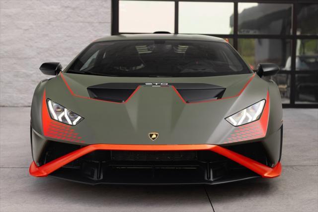 used 2023 Lamborghini Huracan STO car