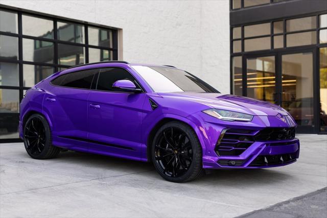 used 2022 Lamborghini Urus car, priced at $223,559