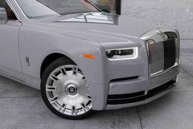 used 2022 Rolls-Royce Phantom car, priced at $499,900