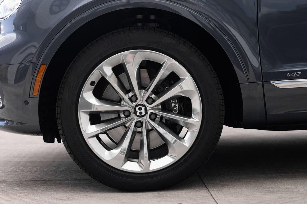 used 2021 Bentley Bentayga car, priced at $133,744