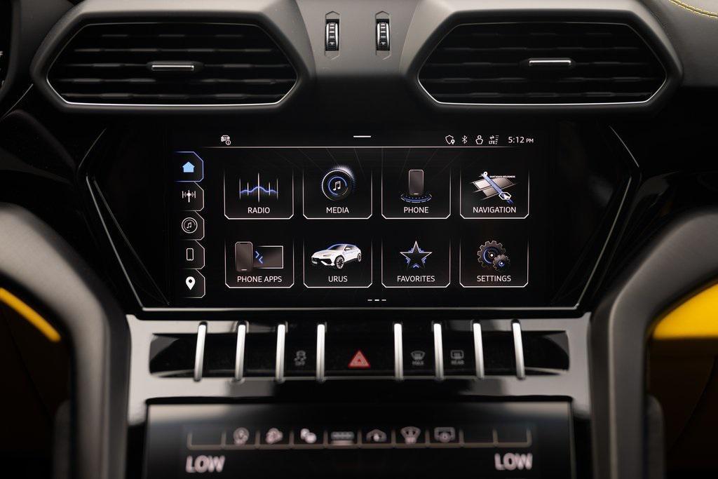 used 2023 Lamborghini Urus car