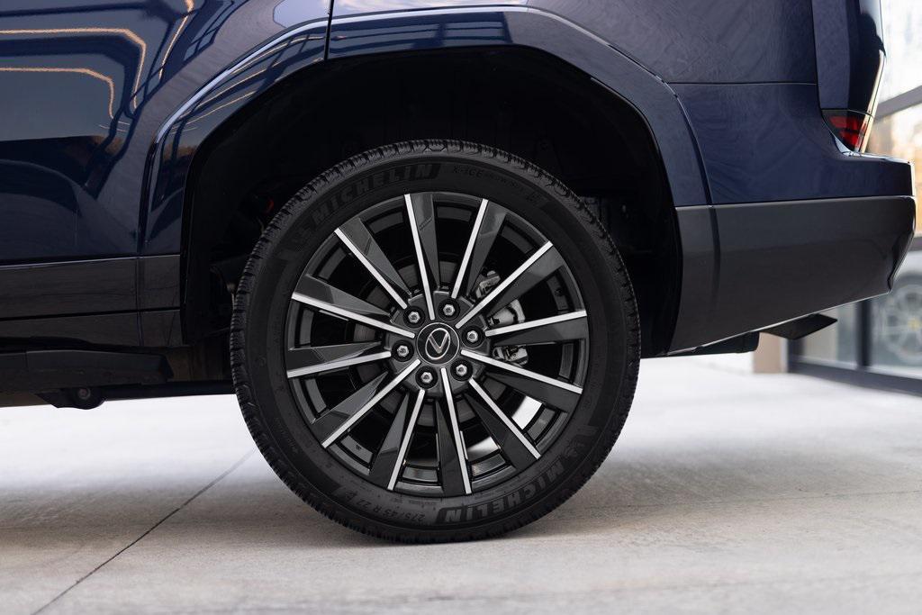 used 2024 Lexus GX 550 car, priced at $94,729