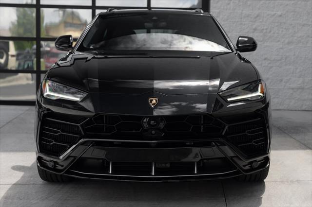 used 2021 Lamborghini Urus car, priced at $225,630