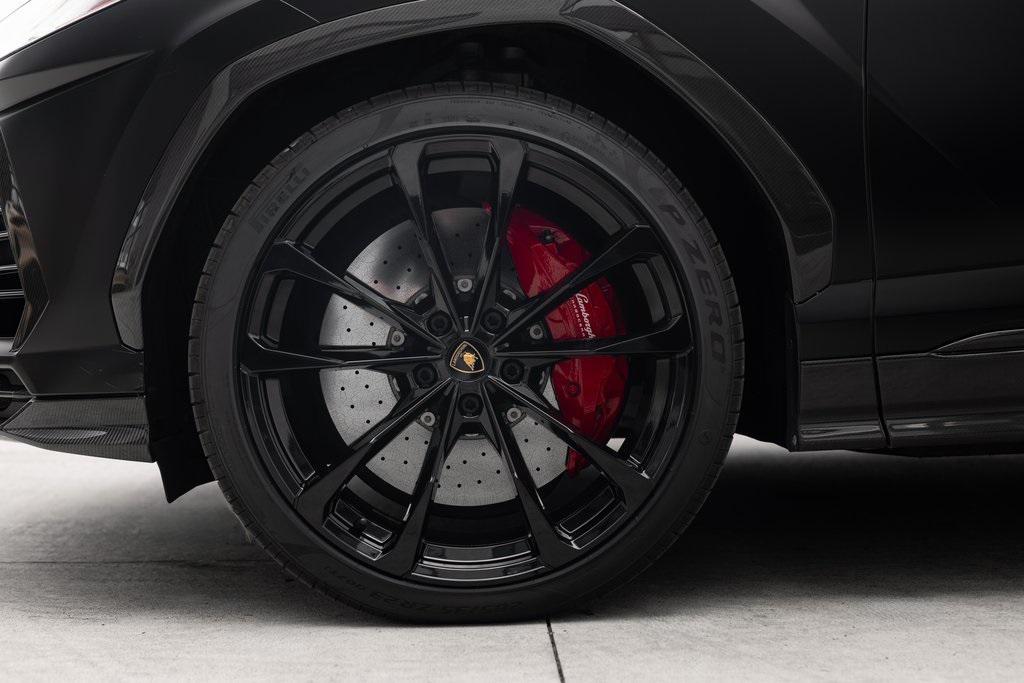 used 2022 Lamborghini Urus car