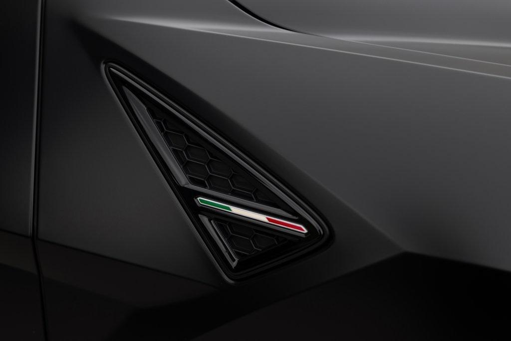 used 2022 Lamborghini Urus car