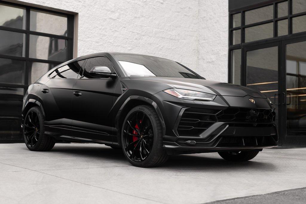 used 2022 Lamborghini Urus car