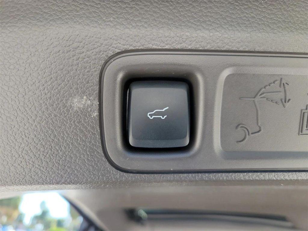 used 2024 Lincoln Navigator car, priced at $76,295