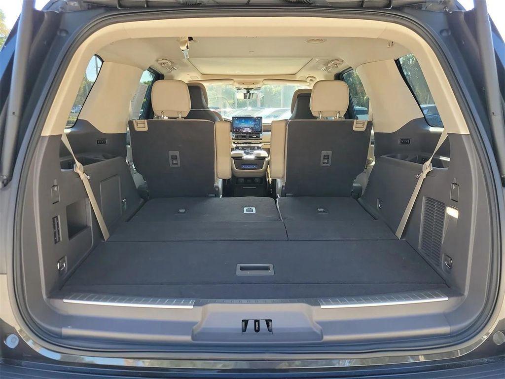 used 2024 Lincoln Navigator car, priced at $76,295