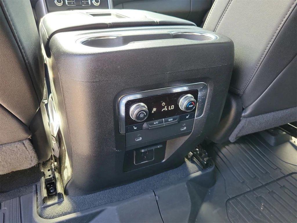 used 2022 GMC Yukon car, priced at $51,195