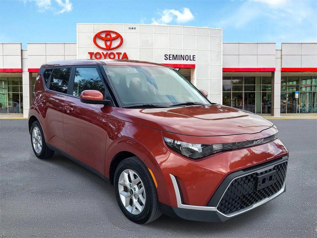 used 2024 Kia Soul car, priced at $15,595