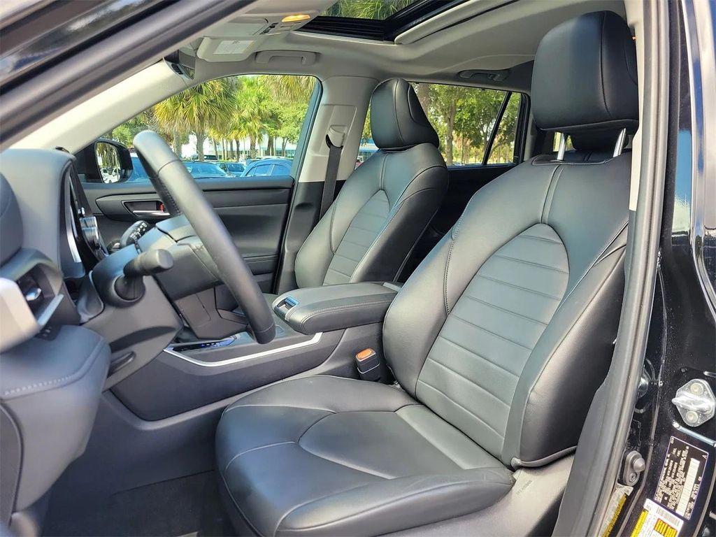 used 2024 Toyota Highlander car, priced at $36,945