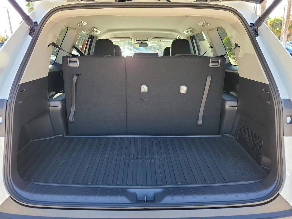 new 2026 Toyota Grand Highlander Hybrid car, priced at $49,602