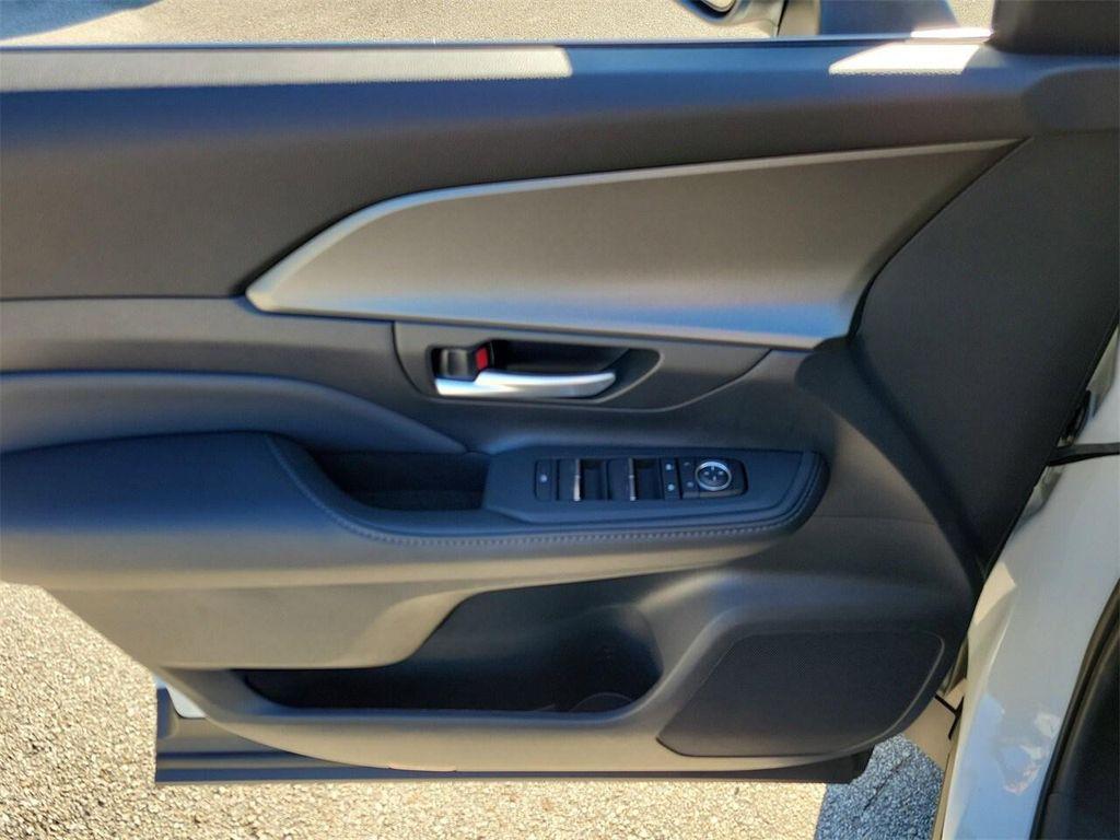 new 2026 Toyota Grand Highlander Hybrid car, priced at $49,602