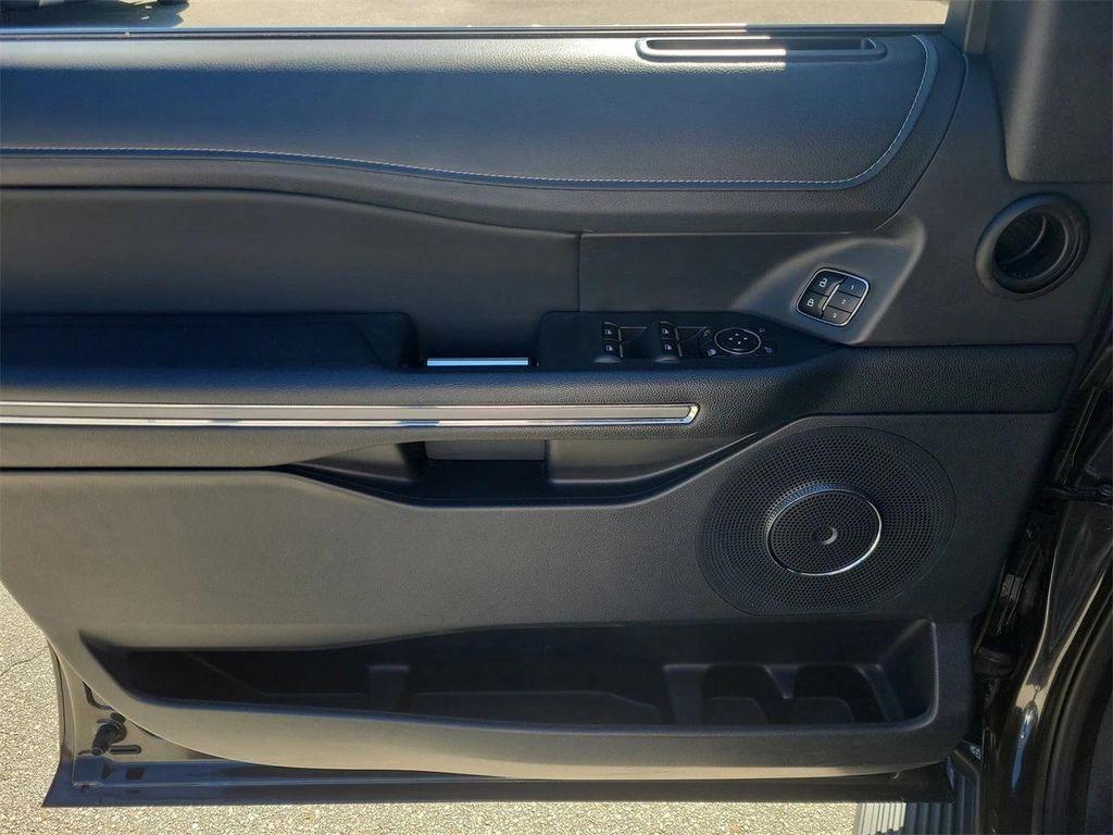 used 2024 Ford Expedition car, priced at $42,195