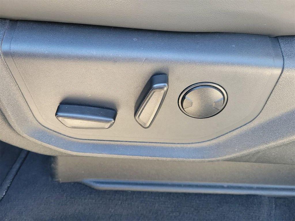 used 2024 Ford Expedition car, priced at $42,195