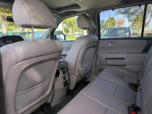 used 2014 Honda Pilot car, priced at $15,395