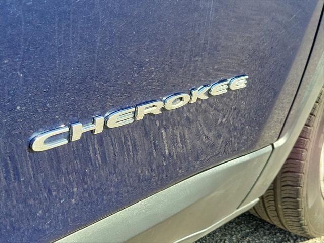 used 2014 Jeep Cherokee car, priced at $13,795