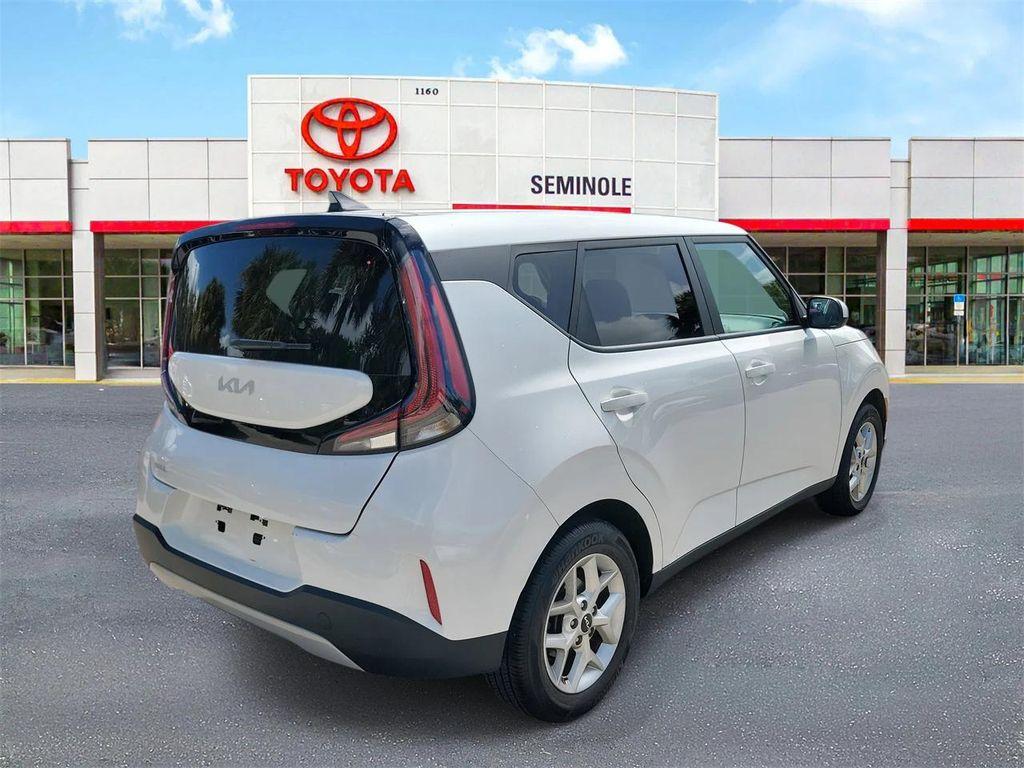 used 2024 Kia Soul car, priced at $15,295
