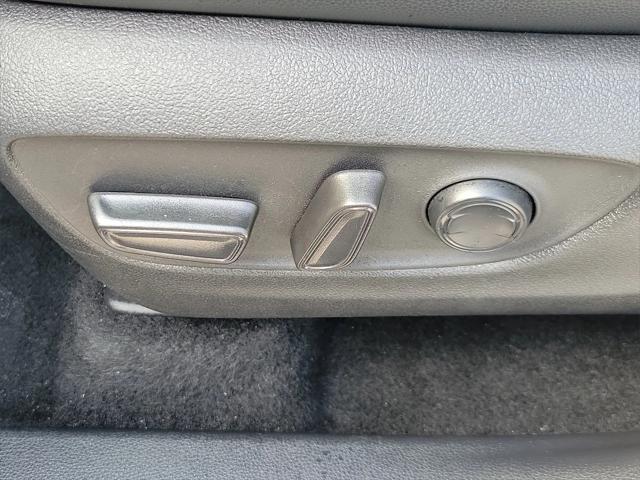 used 2024 Toyota Highlander car, priced at $40,495