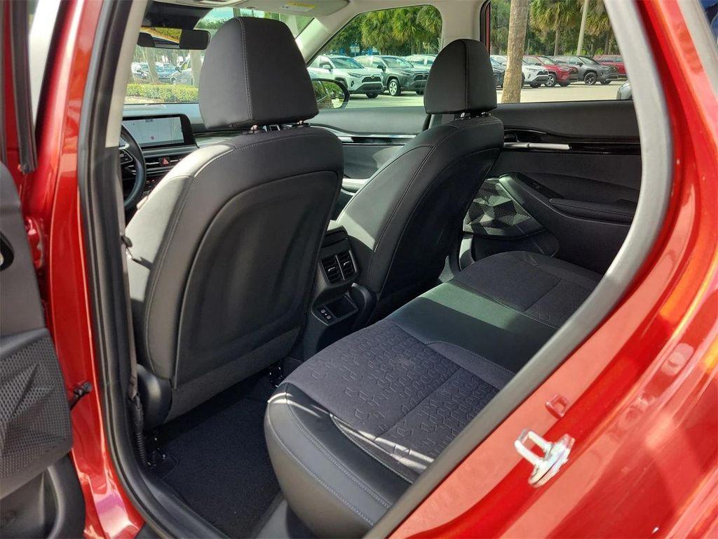 used 2025 Kia Seltos car, priced at $21,595