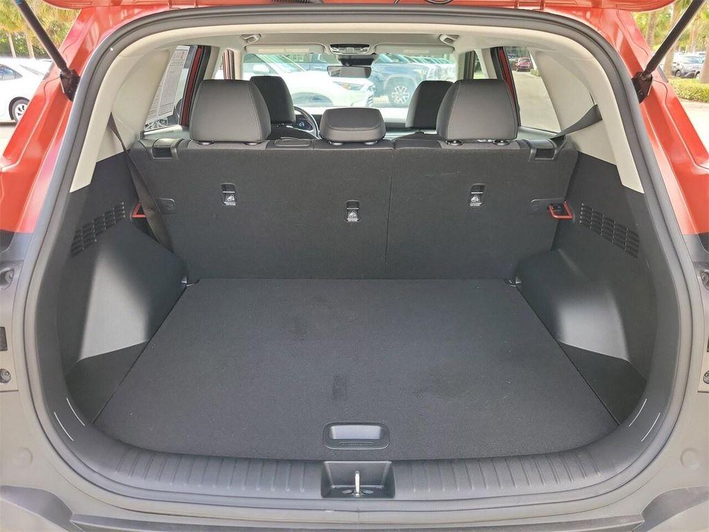 used 2025 Kia Seltos car, priced at $21,595
