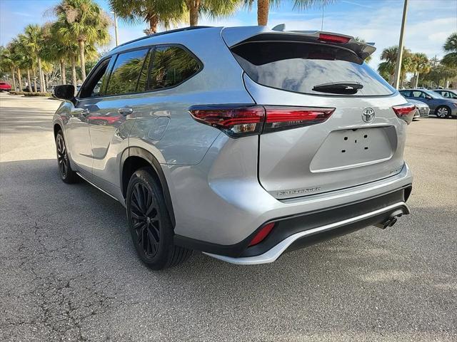 used 2024 Toyota Highlander car, priced at $42,595