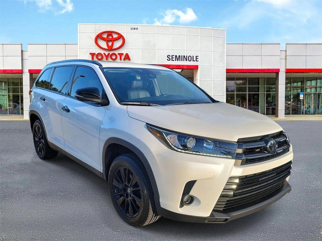 used 2019 Toyota Highlander car, priced at $22,895