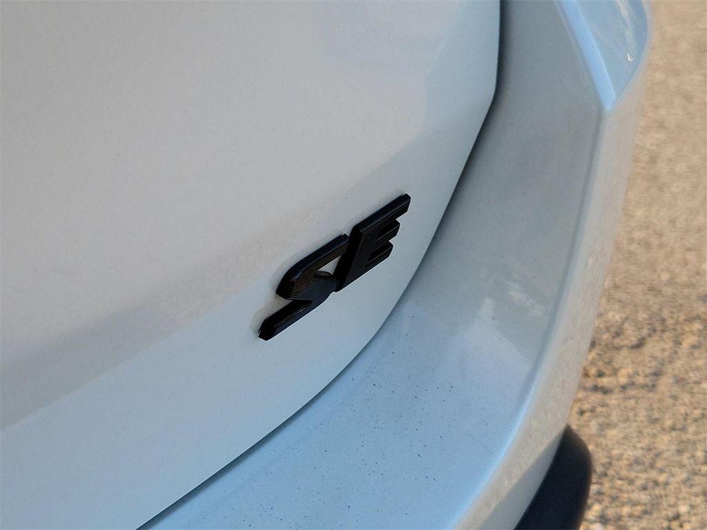 used 2019 Toyota Highlander car, priced at $22,895