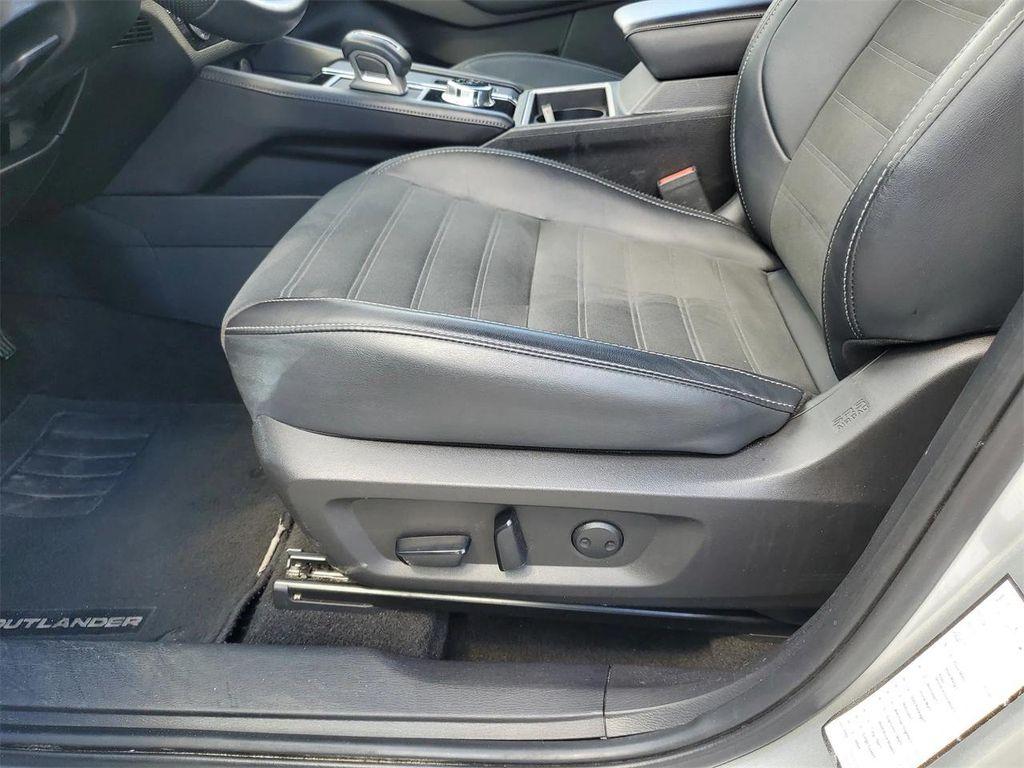 used 2024 Mitsubishi Outlander car, priced at $22,195