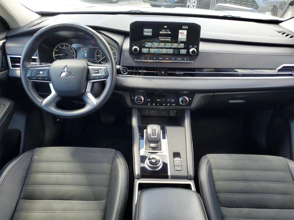 used 2024 Mitsubishi Outlander car, priced at $22,195