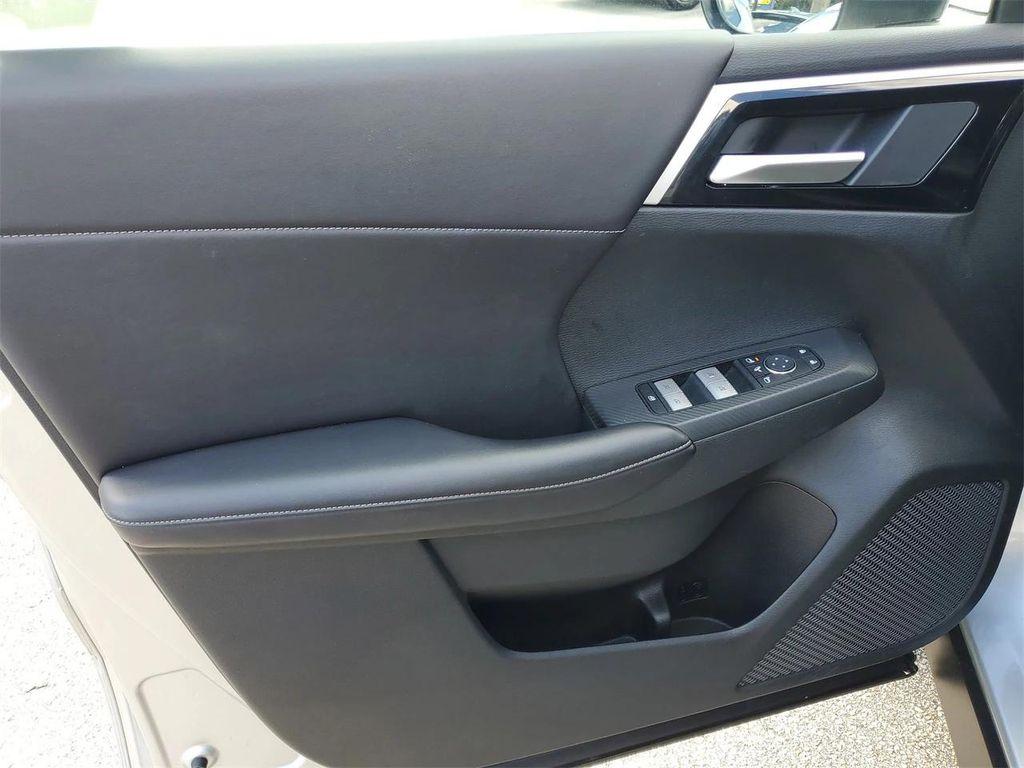 used 2024 Mitsubishi Outlander car, priced at $22,195