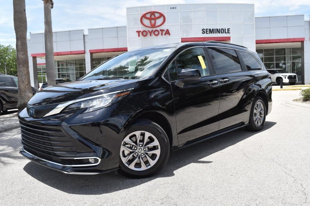 used 2023 Toyota Sienna car, priced at $42,985