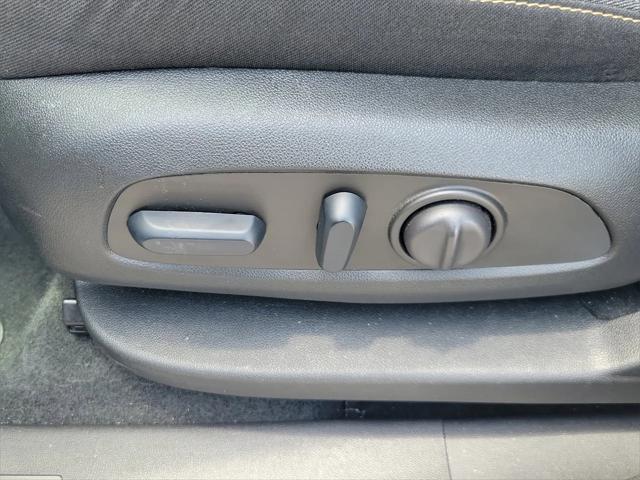 used 2024 Chevrolet Equinox car, priced at $20,895