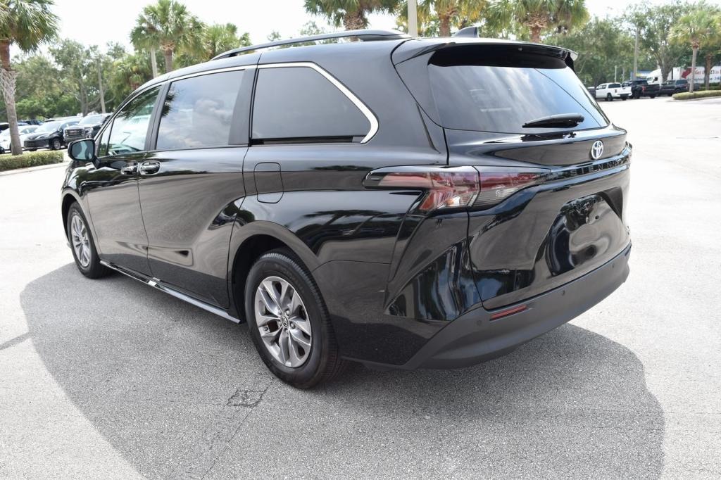 used 2023 Toyota Sienna car, priced at $43,595