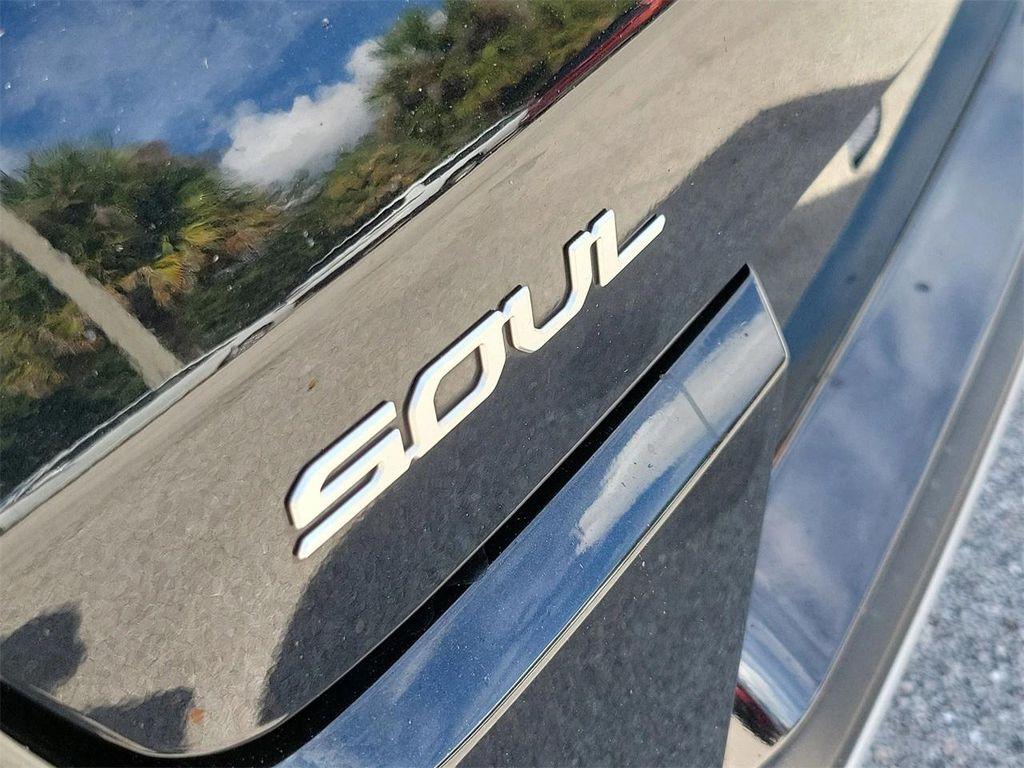 used 2024 Kia Soul car, priced at $15,095